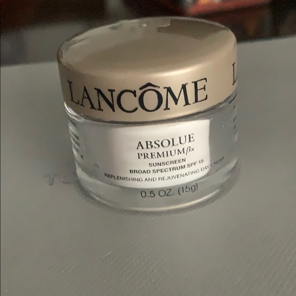 Lancome Other - LANCÔME Absolue Premium bx day cream w/sunscreen